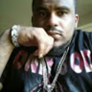 Meet your Posher, Carlos